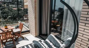 Mia Marine Rooms - Image 2