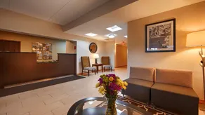 Days Inn by Wyndham Indiana Benjamin Franklin Highway - Image 4
