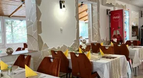 4 Hordo - Panzio Es Etterem - Image 5