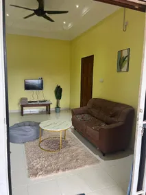 PUTEH VILLA 4 Bedroom - Image 2