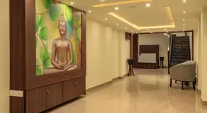 De Manora Homes - Unpretentious hotel with a garden , posh area Ranjit Avenue - Image 3