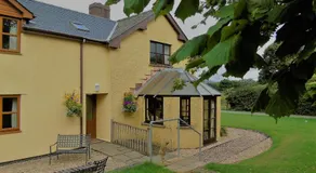 Pwllgwilym B & B - Image 3
