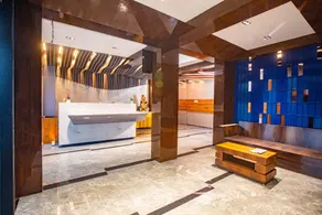 V Grand Inn - Image 3