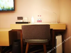 Ruiting Yi Jing Hotel - Image 4