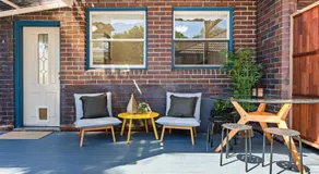 Mosman 2BR Apartment-Near Beaches-Sleeps 6-Balcony & Fast WiFi - Image 3