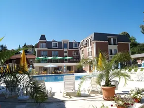 Chateau Montagne Hotel Troyan - Image 4