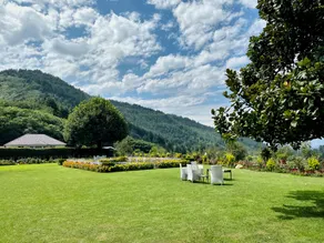 Karan Mahal Dal View - Image 4