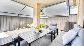 Bright & Cozy Room in Contemporary Home - Image 3