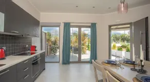 Apollonian Luxury Apartments - Image 3