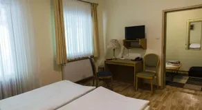 Hotel Waldesruh - Image 2