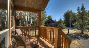 Explorer Cabins at Yellowstone - Image 5