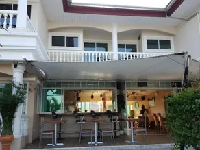 East Shore Pattaya Resort - Image 4