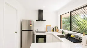 Hillcrest 3Bed home close to Grand and Calamvale plaza - Image 4