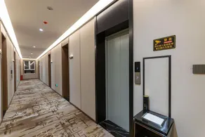 Yueting Hotel (Xinzhou Kailai. Xinyue Shopping Plaza Branch) - Image 3