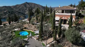 rural loft with pool views peaceful place near the center - Image 5