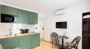 Les Suites Tour Eiffel - Image 3