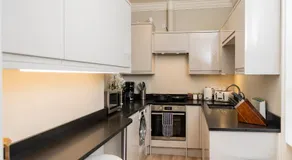 Wolcote House - Image 2
