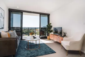 Pristine 2-Bed Apartment with Pool and BBQ - Image 2