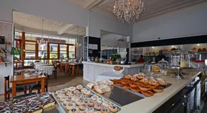 Saffron Guest House - Image 3