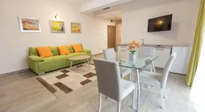 Hotel Nicoleta - Image 4