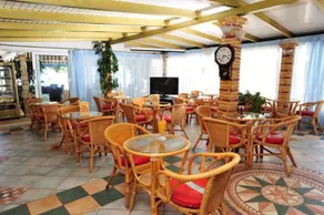 ASTORIA HOTEL - Image 2