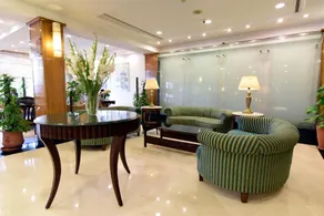 Hotel Crown Plaza Islamabad - Image 4