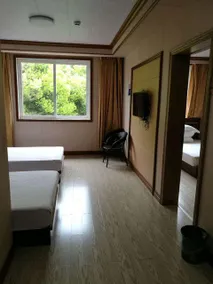 Shipu Dongshajiao Hotel - Image 5