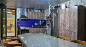 Four Season Tzoulakis Villa - Image 3