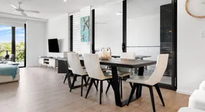 2 Indigo - quality apartment in coveted location 3 Month Rentals - Image 2