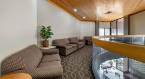 Econo Lodge Lafayette near University - Image 5