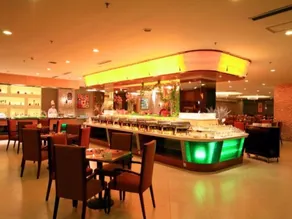 Qingdao Blue Horizon Hotel Laoshan - Image 4