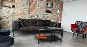 Horse Shoe House, bellamente renovada casa de 3 plantas. - Image 4
