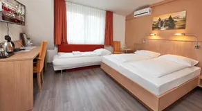 Hotel Touristik - Image 2