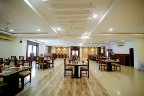 The Elegance Resort - Image 2