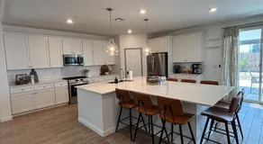 Spacious New 3BR EV Charger 40 min to Sequoia - Image 2