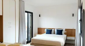 S A L - Village Flats - Image 2