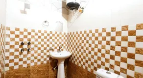 REGAL HOMESTAYS - Budget & Smart Rooms - Image 2