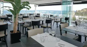 Carvi Beach Hotel - Image 3