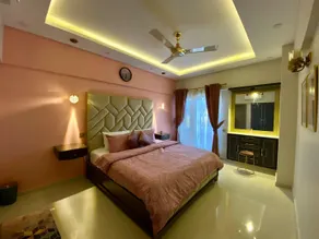 Elegant & Spacious 2br family apt,Sharah e Faisal - Image 2