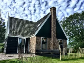Villa in Netherlands with Hot Tub & Garden - Image 4