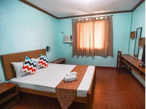 Isla Vista Beach Resort - Image 2