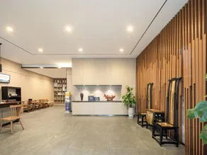 Yijia Baiyun Hotel - Image 5