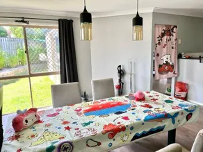 Brisbane Quiet Homestay - Image 3