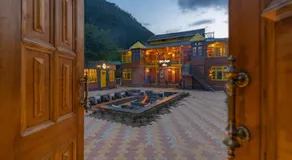 Whoopers Boutique Kasol - Image 5