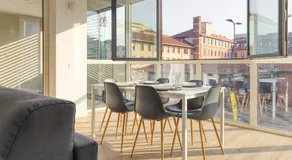 Suites in Financial District - Parking - Image 4