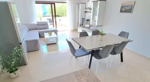 Apartments Krešan Soline - Image 3