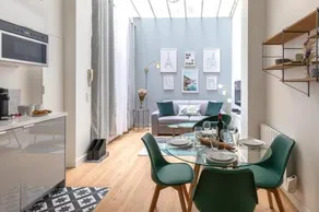 Cosy Apartment near the Invalides - Image 1