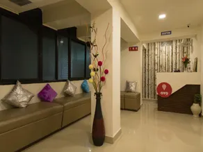 OYO 10254 Hotel Taha Pride - Image 3
