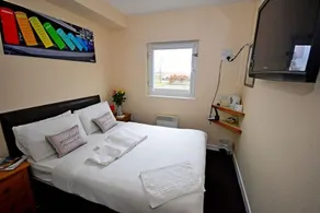 Metro Inns Falkirk - Image 2
