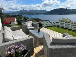 House with oceanview, 4 bedrooms, close to Bergen - Image 2